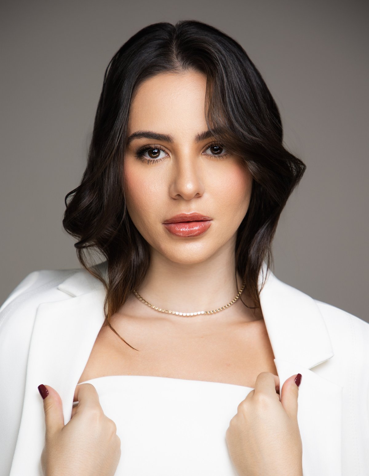 Dra. Fernanda Picone, cirurgiã-dentista especializanda em Harmonização Facial